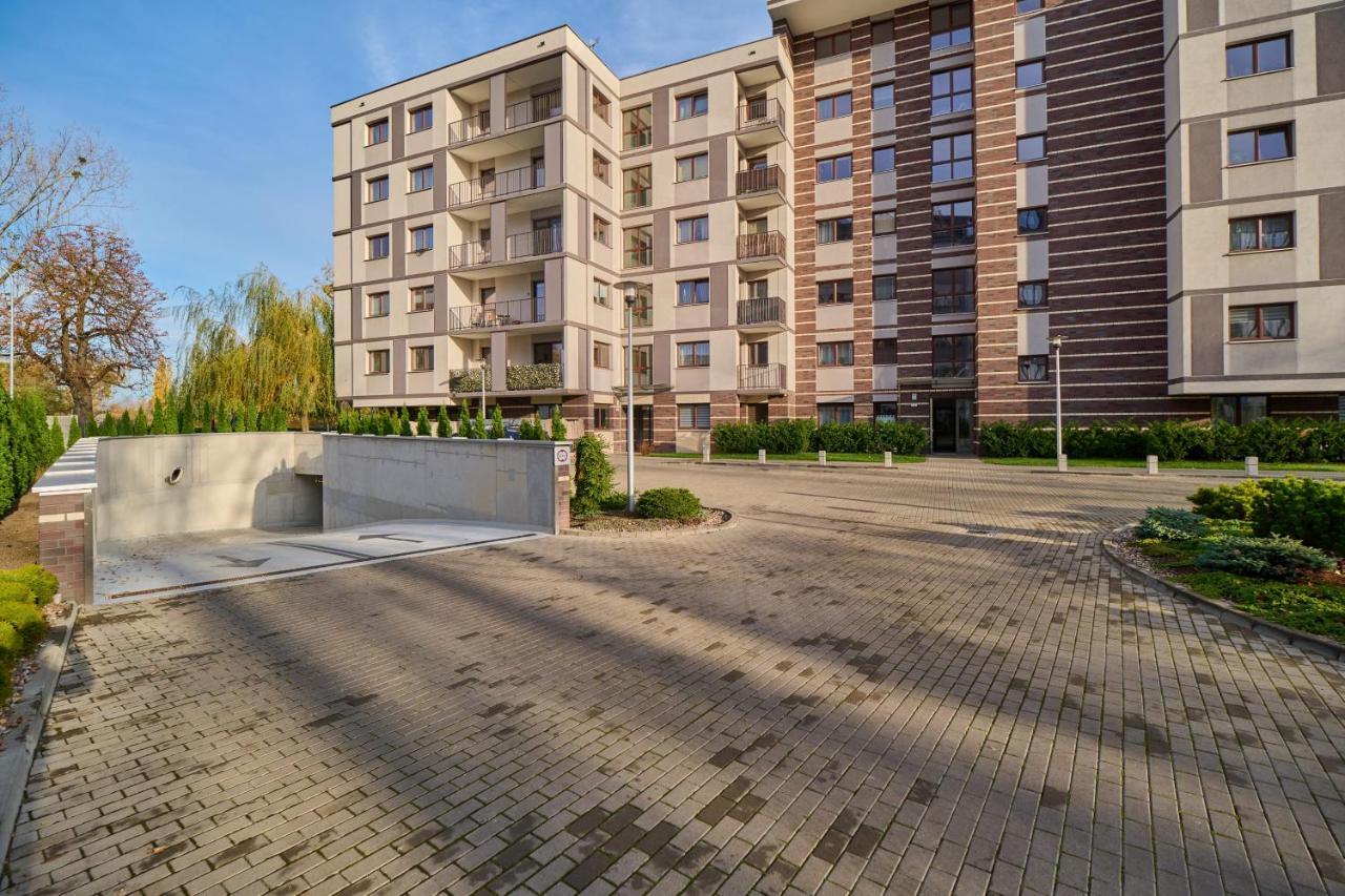 Apartment Wroclaw Krakowska With Balcony And Free Garage By Noclegi Renters Экстерьер фото