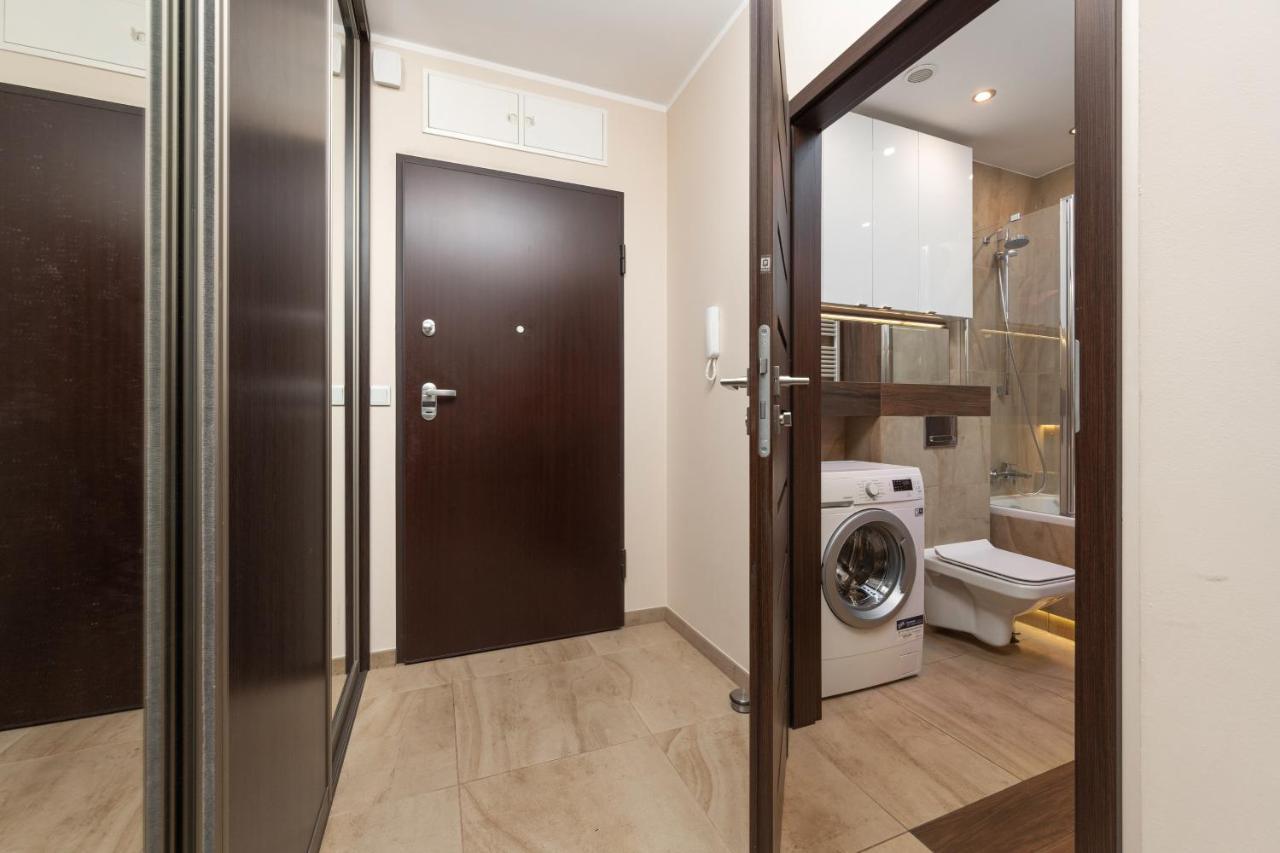 Apartment Wroclaw Krakowska With Balcony And Free Garage By Noclegi Renters Экстерьер фото